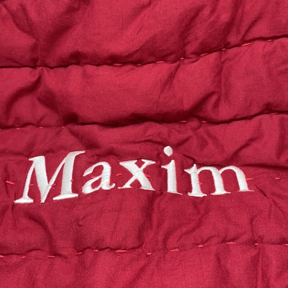 Pottery Barn Kids Standard Quilted Pillow Sham Monogrammed Maxim 20” x 26” - Picture 10 of 10